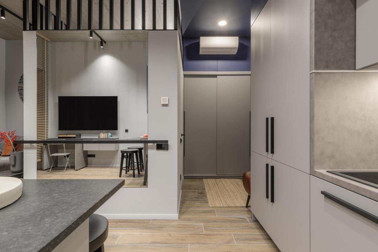 Ivis House Modern Apt In Vilnius Old Town W Balcony Zewnętrze zdjęcie
