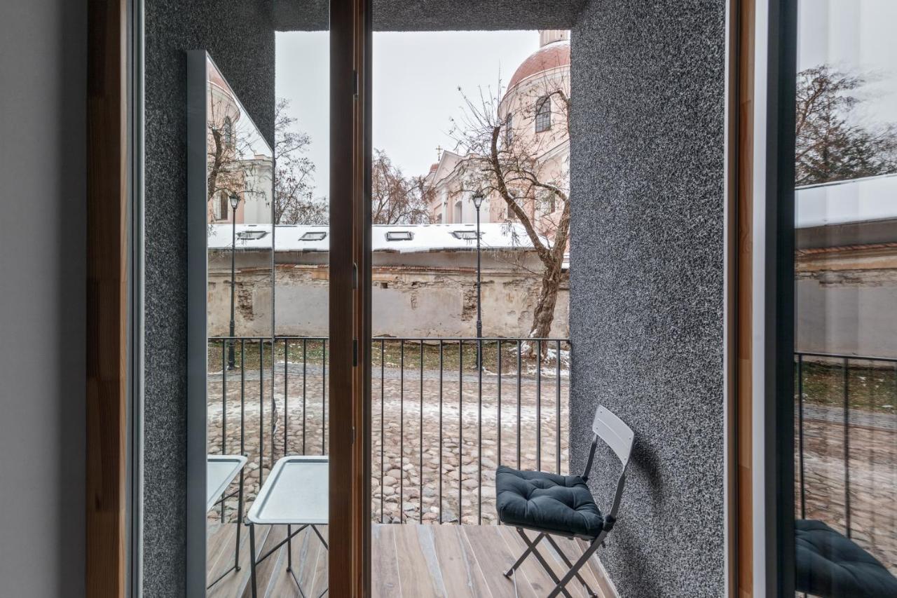 Ivis House Modern Apt In Vilnius Old Town W Balcony Zewnętrze zdjęcie